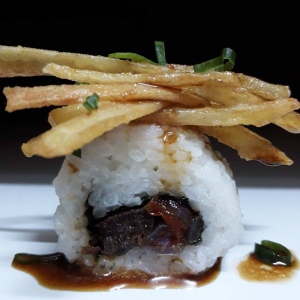 LOMO SALTEADO ROLLS